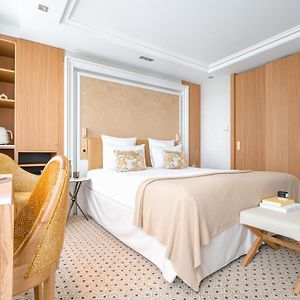 Privilege Zimmer